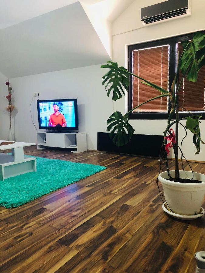 Stan Na Dan Gornji Milanovac-Centar-Nova Gradnja Apartman Kültér fotó