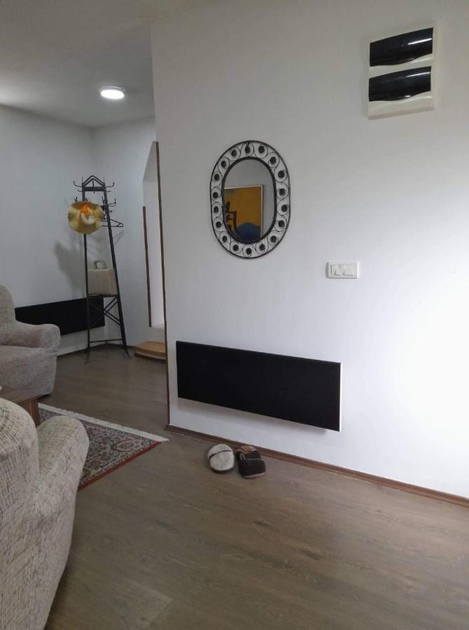 Stan Na Dan Gornji Milanovac-Centar-Nova Gradnja Apartman Kültér fotó