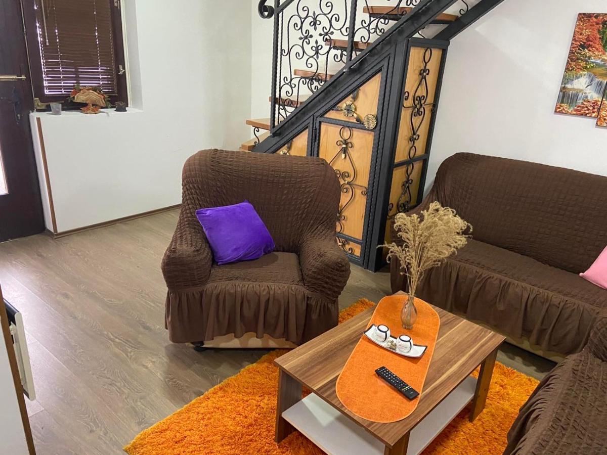 Stan Na Dan Gornji Milanovac-Centar-Nova Gradnja Apartman Kültér fotó